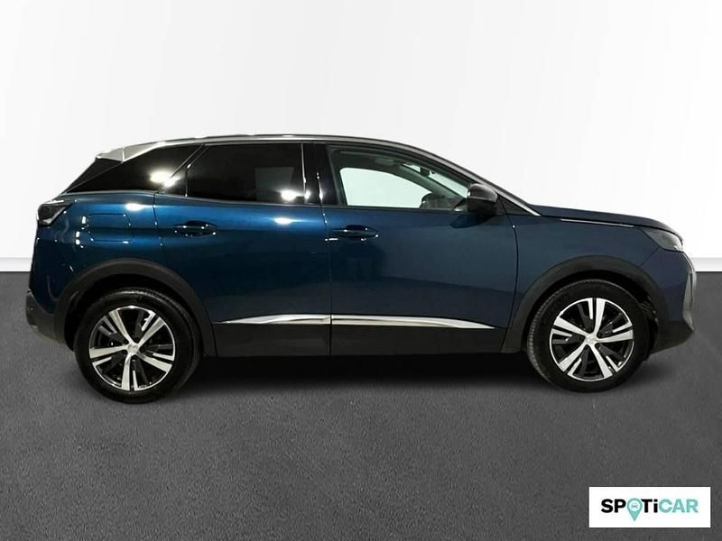 Usado Peugeot 3008 Allure 130 CV (95 kW) 2021 Azul SUV