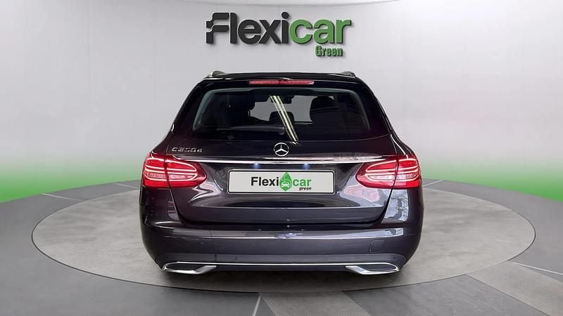 Usado Mercedes C200 160 CV (117 kW) 2020 Gris Familiar