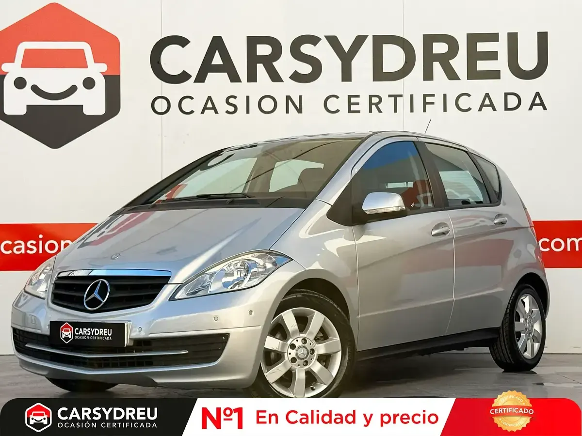 Usado Mercedes A180 109 HP (80 kW) 2011 Monovolume