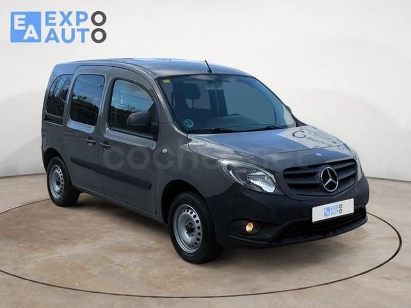 Usado Mercedes Citan 109 90 CV (66 kW) 2017 Gris / plata Familiar
