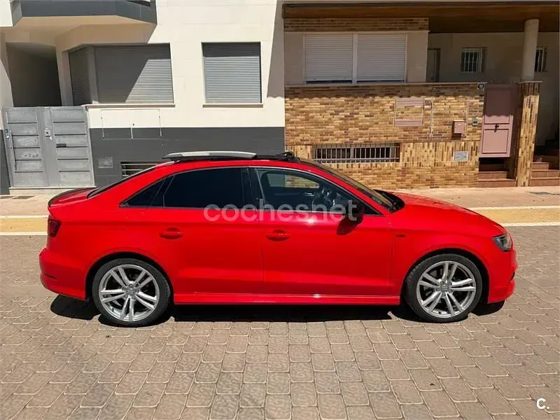 Usado Audi A3 S-Line 184 CV (135 kW) 2016 Rojo Berlina