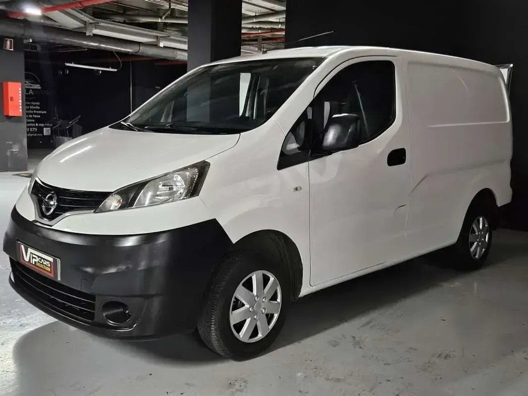 Usado Nissan NV200 90 CV (66 kW) 2019 Blanco Monovolumen