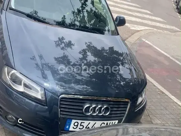 Usado Audi A3 Sportback Ambition 140 CV (102 kW) 2009 Gris / plata Utilitario