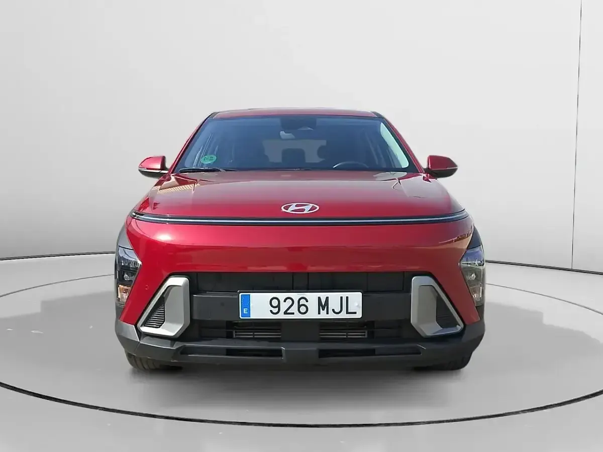 Usado Hyundai Kona 120 HP (88 kW) 2023 Vermelho SUV