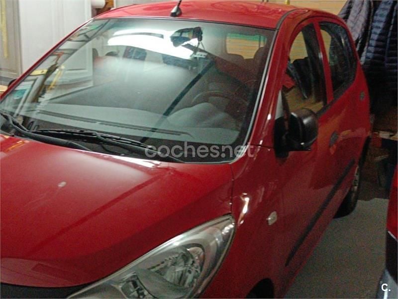 Usado Hyundai Getz 82 CV (60 kW) 2002 Rojo Utilitario