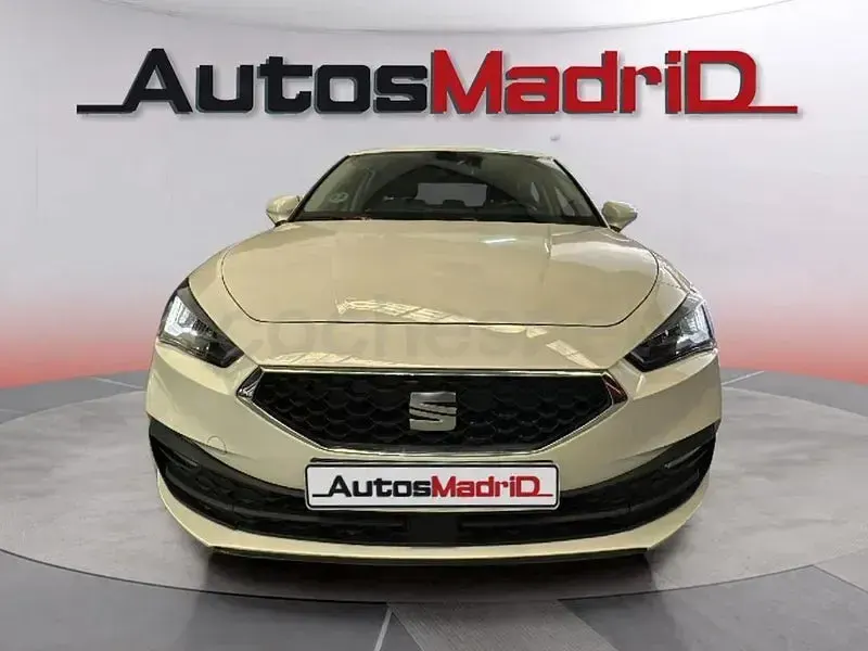 Usado Seat Leon Style 116 CV (85 kW) 2021 Blanco Berlina