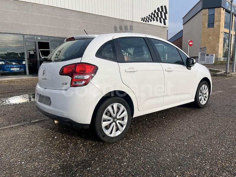 Usado Citroën C3 Attraction 68 CV (50 kW) 2013 Blanco Berlina