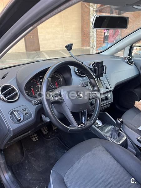 Usado Seat Ibiza Reference 90 CV (66 kW) 2016 Negro Berlina