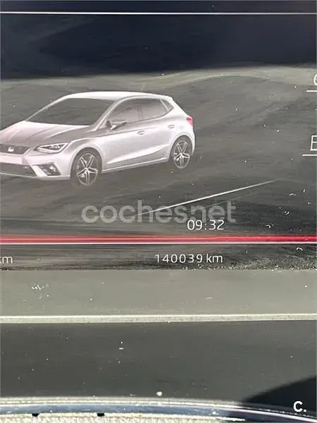 Usado Seat Ibiza FR 115 CV (84 kW) 2019 Gris / plata Utilitario