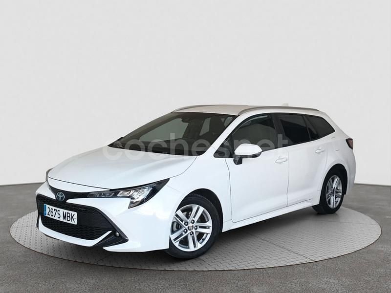 Usado Toyota Corolla Active 122 CV (89 kW) 2022 Blanco Familiar
