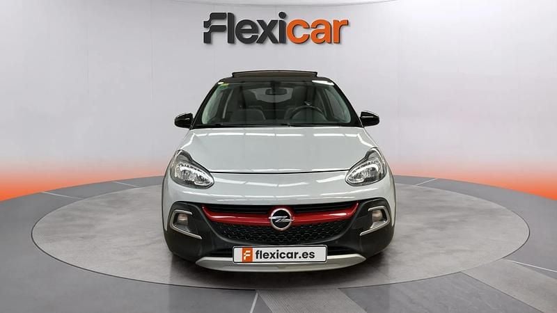 Usado Opel Adam Rocks 101 CV (74 kW) 2018 Gris Utilitario