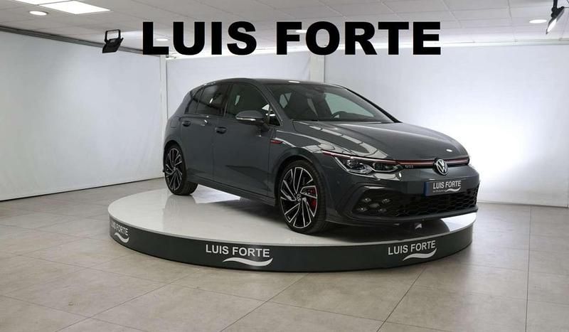 Gris Usado 2021 VW Golf VIII GTI Utilitario | 33.800 € (Un poco caro) - Imagen 1/4