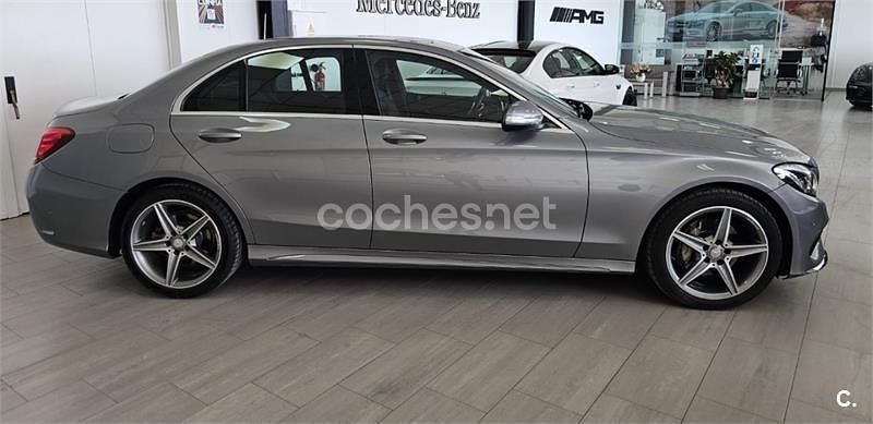 Usado Mercedes C220 AMG line 170 CV (125 kW) 2014 Gris / plata Berlina