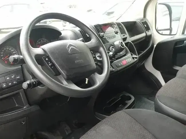 Usado Citroën Jumper 141 CV (103 kW) 2020 Blanco Monovolumen