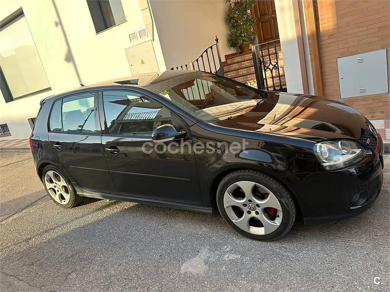 Usado VW Golf IV GTI 200 CV (147 kW) 2005 Negro Berlina