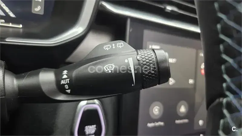 Usado Lynk & Co 01 261 CV (191 kW) 2022 Negro SUV