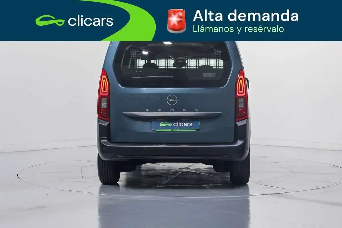 Usado Opel Combo Edition 102 CV (75 kW) 2025 Azul Monovolumen
