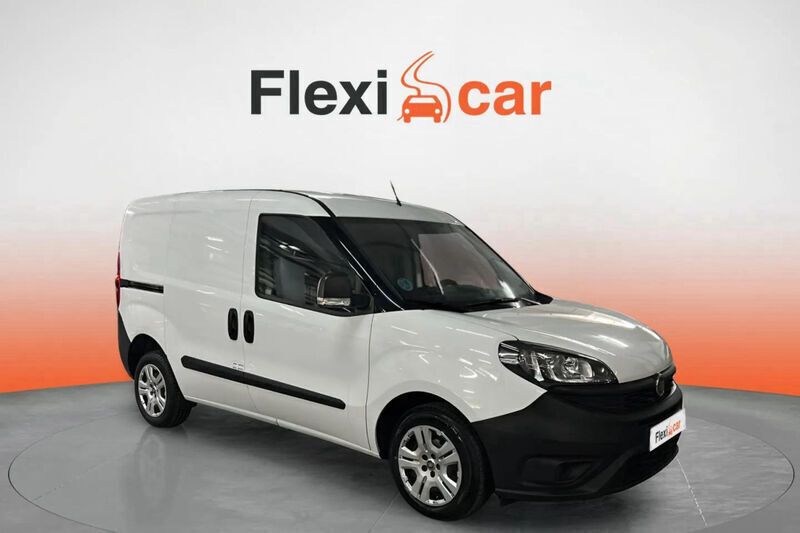 Blanco Usado 2022 Fiat Doblò Easy Monovolumen | 12.390 € (Super precio) - Imagen 1/4