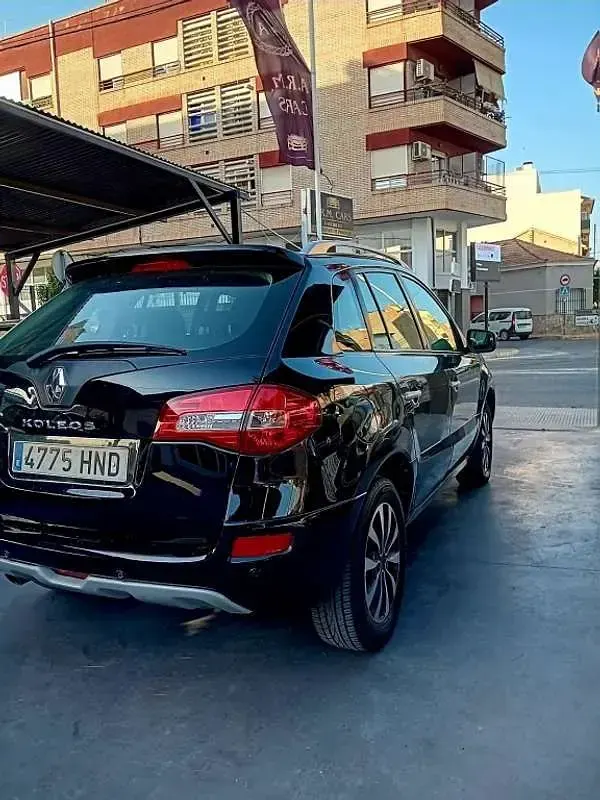 Usado Renault Koleos Bose Edition 150 CV (110 kW) 2012 Negro SUV