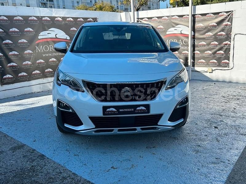 Usado Peugeot 3008 Allure 130 CV (95 kW) 2020 Blanco SUV