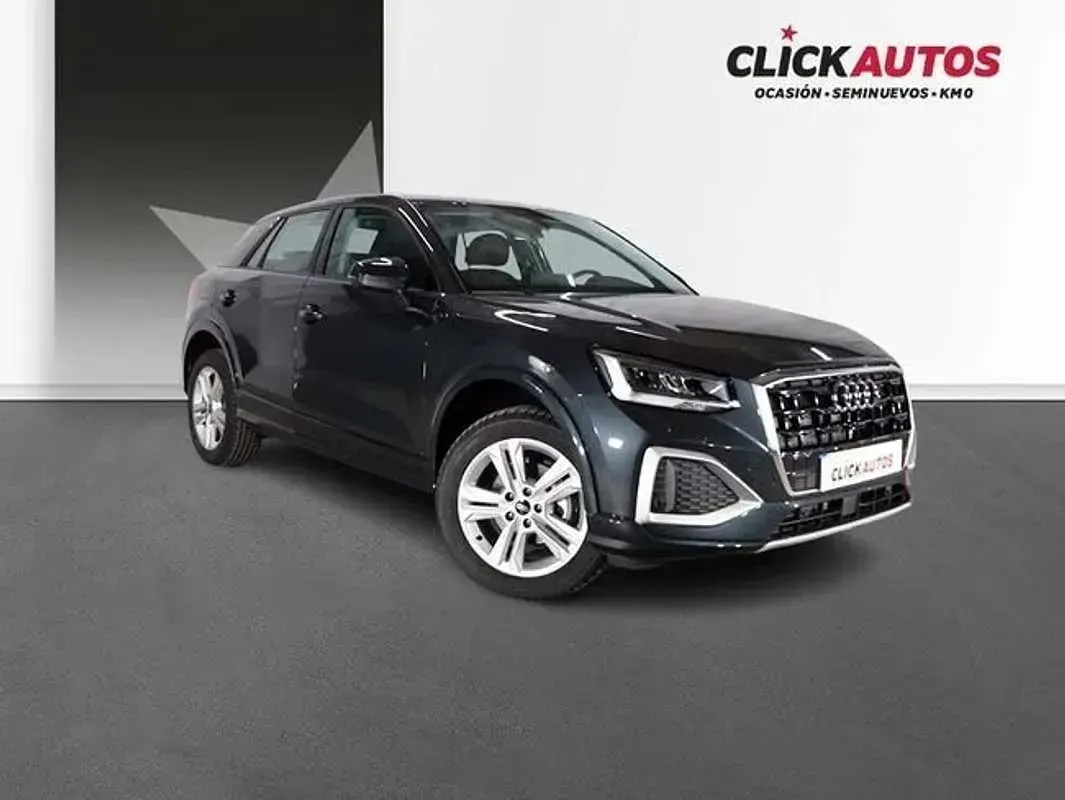 Usado Audi Q2 Advanced Plus 110 CV (80 kW) 2023 Gris SUV