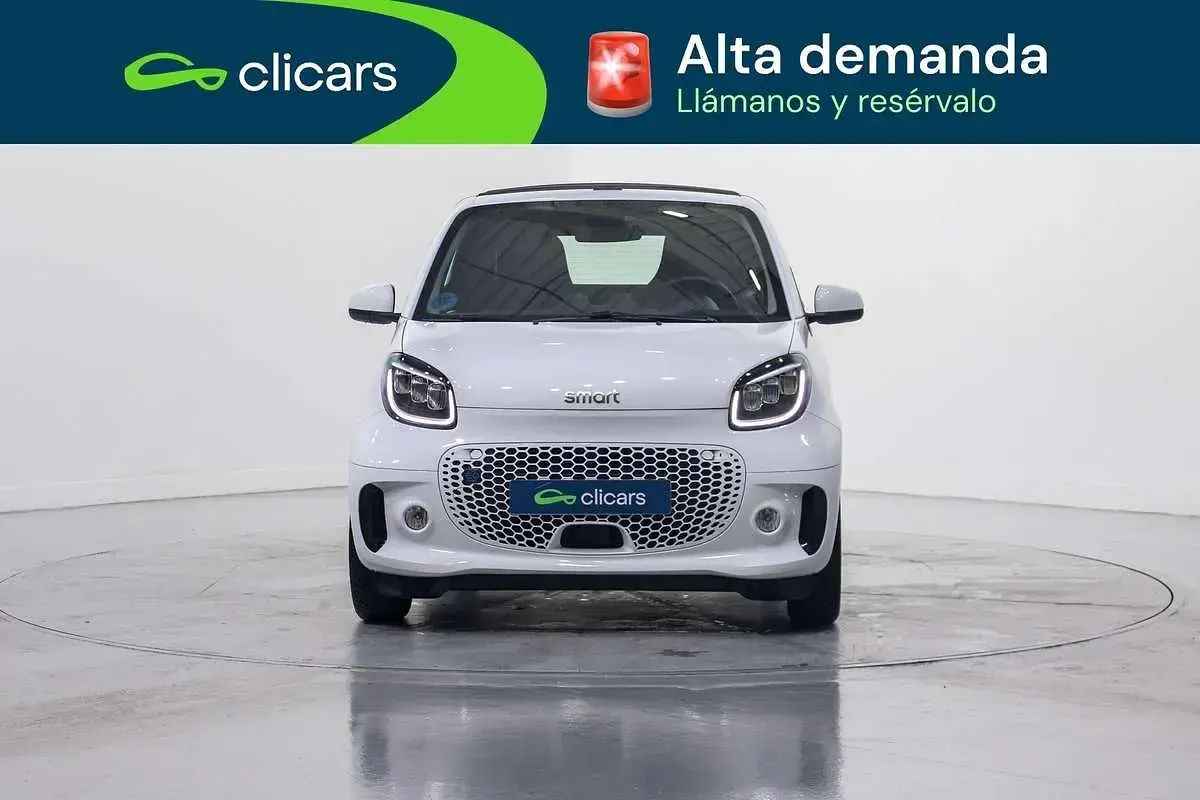 Usado Smart ForTwo Electric Drive Passion 60 kW (82 CV) 2023 Blanco Descapotable