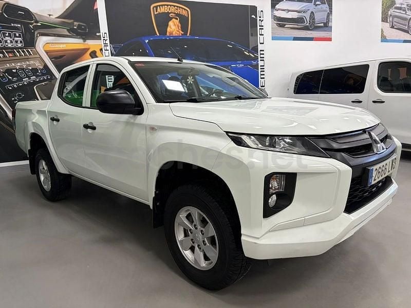 Usado Mitsubishi L200 Motion 150 CV (110 kW) 2022 Blanco Recogida