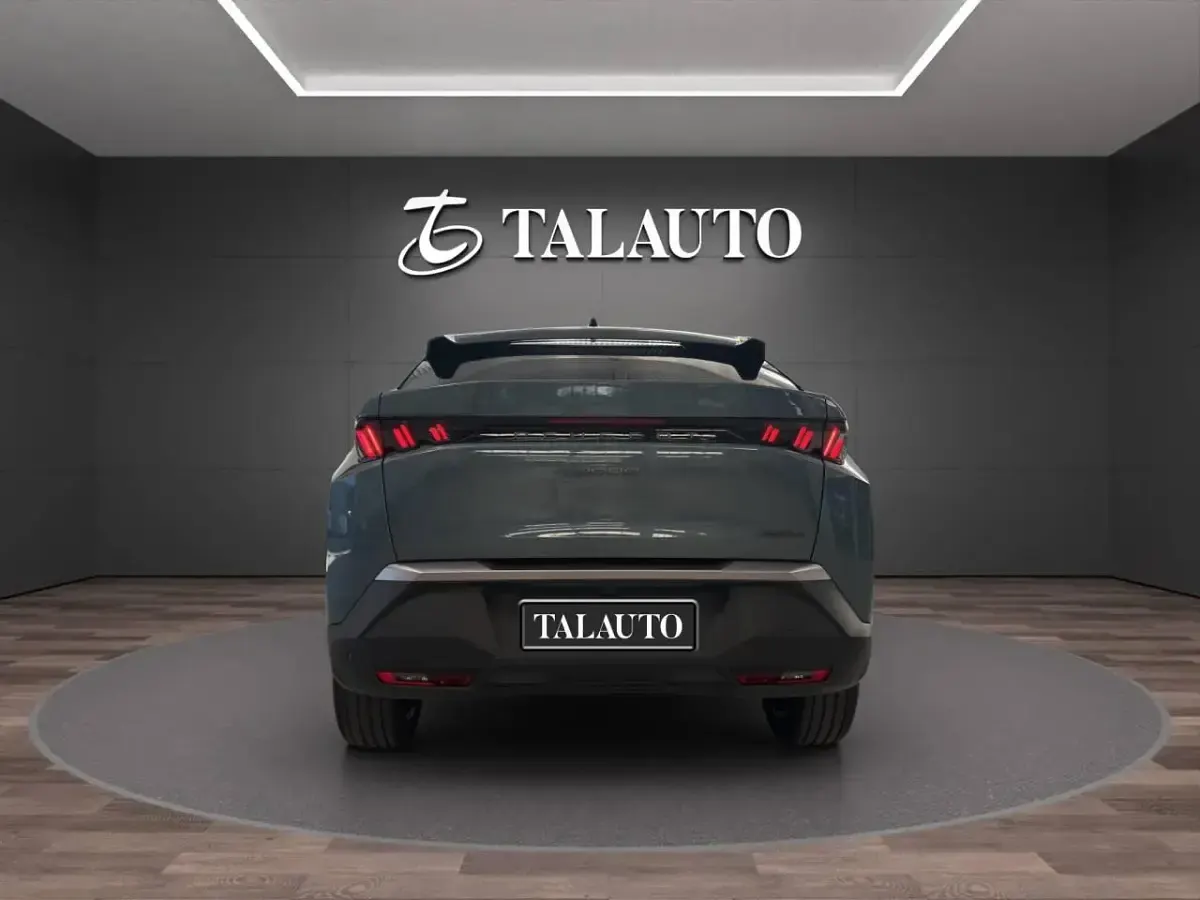 Usado Peugeot 3008 Allure 136 CV (100 kW) 2024 SUV