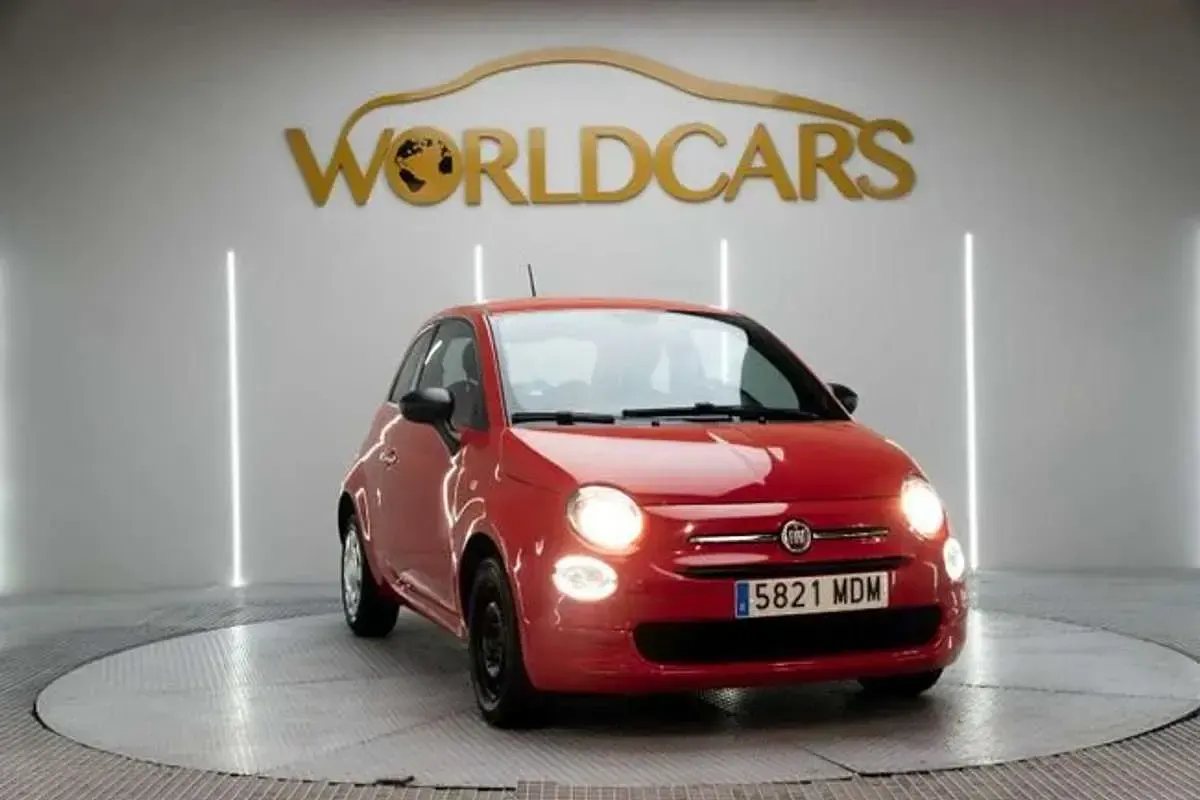 Usado Fiat 500 71 CV (52 kW) 2021 Rojo Utilitario
