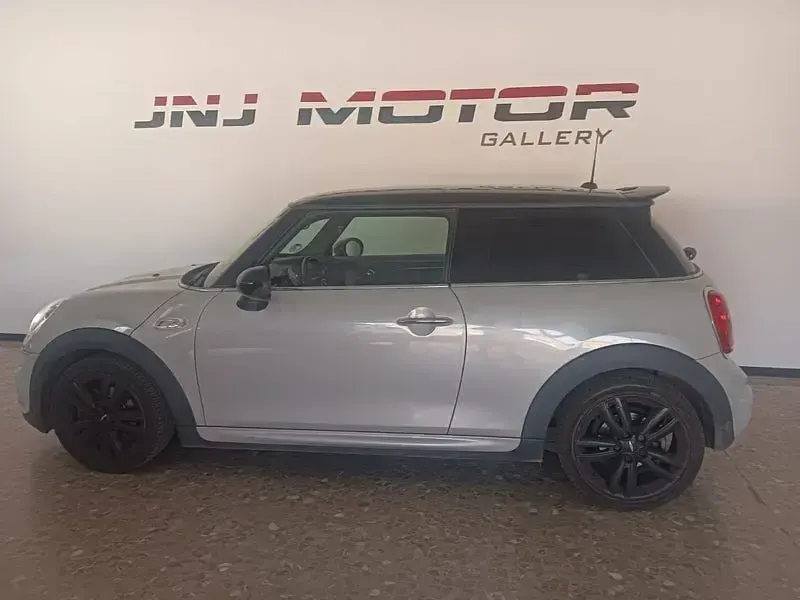Usado Mini Cooper SD 170 CV (125 kW) 2017 Gris / plata Utilitario