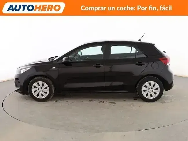 Usado Kia Rio 85 HP (62 kW) 2017 Preto Sedan