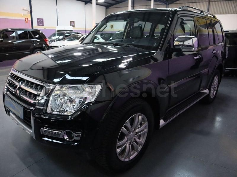 Usado Mitsubishi Montero 190 CV (139 kW) 2018 Negro SUV