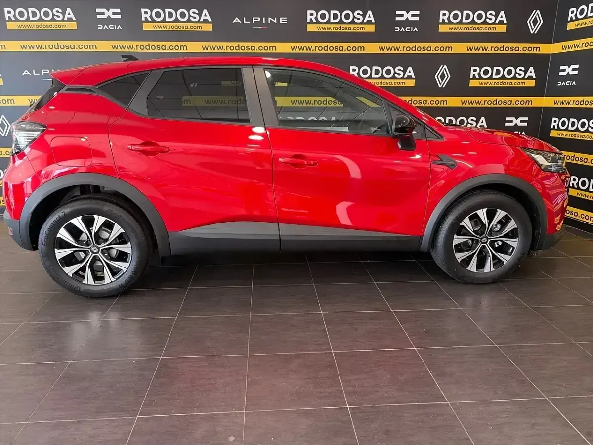 Nuevo Renault Captur 160 CV (117 kW) 2025 Rojo SUV