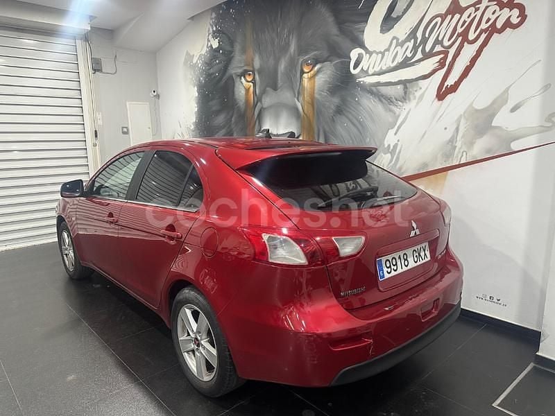 Usado Mitsubishi Lancer Sportback Instyle 140 CV (102 kW) 2010 Granate Berlina