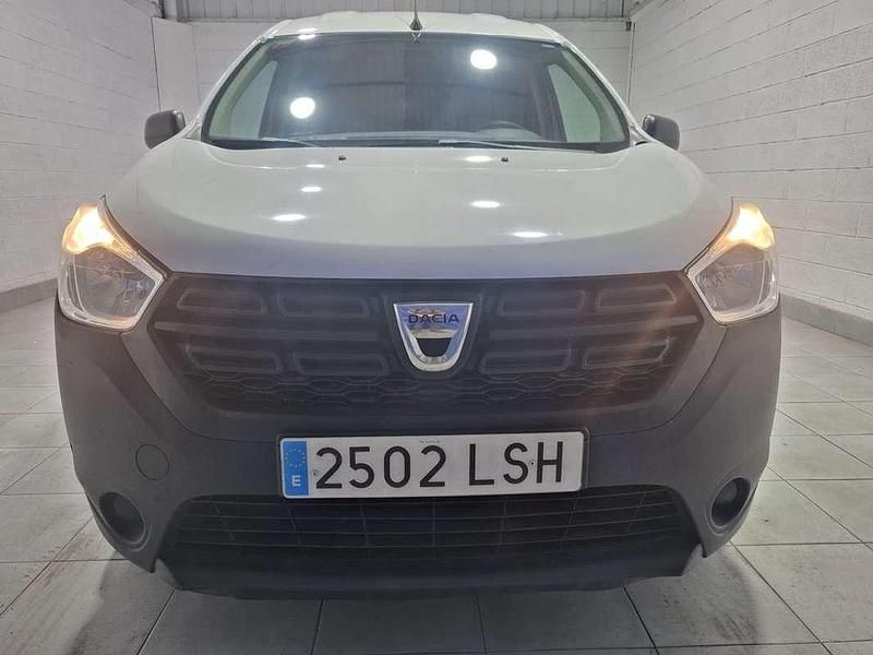 Usado Dacia Dokker Essentiel 94 CV (69 kW) 2021 Blanco Monovolumen