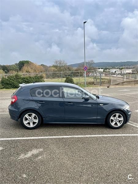 Gris / plata Usado 2005 BMW 118 Utilitario | 3000 € (Buen precio) - Imagen 1/4
