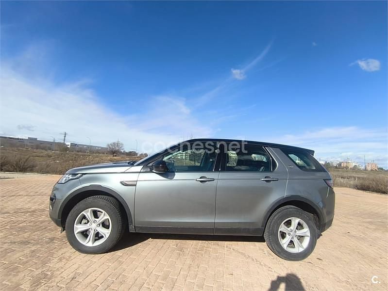 Usado Land Rover Discovery Sport Pure 150 CV (110 kW) 2016 Gris / plata SUV