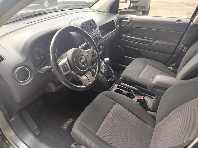 Usado Jeep Compass Limited 136 CV (100 kW) 2012 Marrón SUV