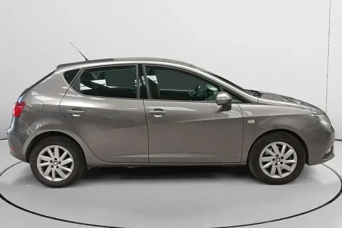 Usado Seat Ibiza Style 105 CV (77 kW) 2015