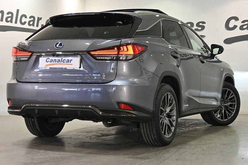 Usado Lexus RX450h Sport Line 313 CV (230 kW) 2021 Gris SUV