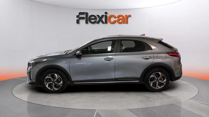Usado Kia XCeed 160 CV (117 kW) 2023 Gris SUV