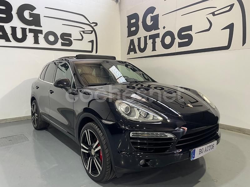Negro Usado 2012 Porsche Cayenne SUV | 20.999 € (Precio justo) - Imagen 1/4