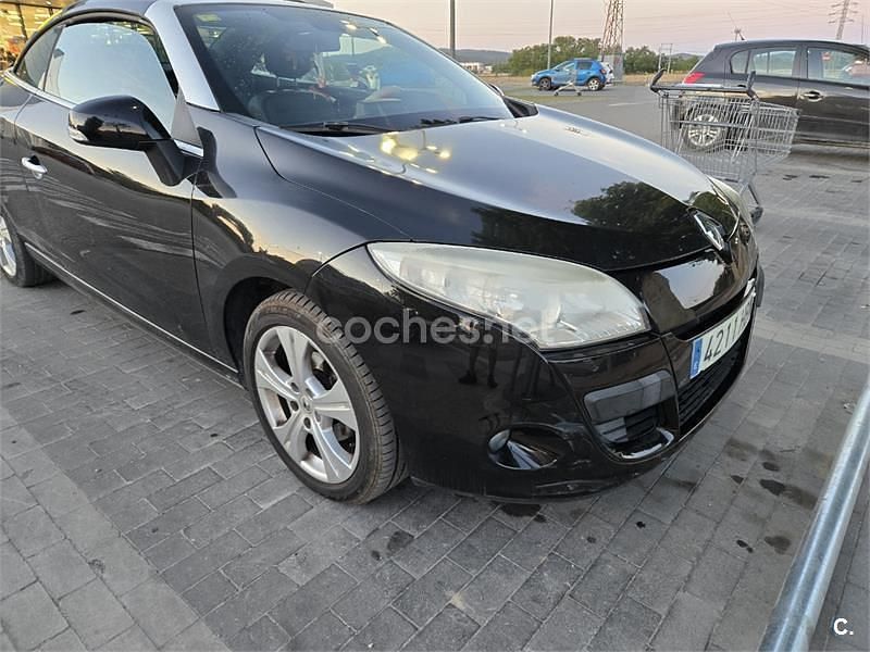 Usado Renault Mégane Cabriolet Dynamique 130 CV (95 kW) 2011 Negro Descapotable