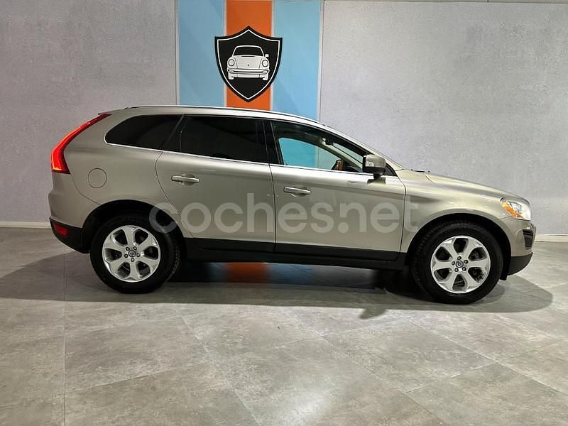 Usado Volvo XC60 Summum 136 CV (100 kW) 2013 Beige SUV