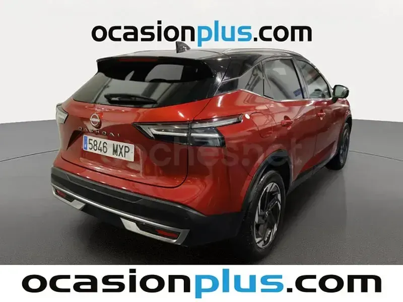 Usado Nissan Qashqai N-Connecta 140 CV (102 kW) 2025 Rojo SUV