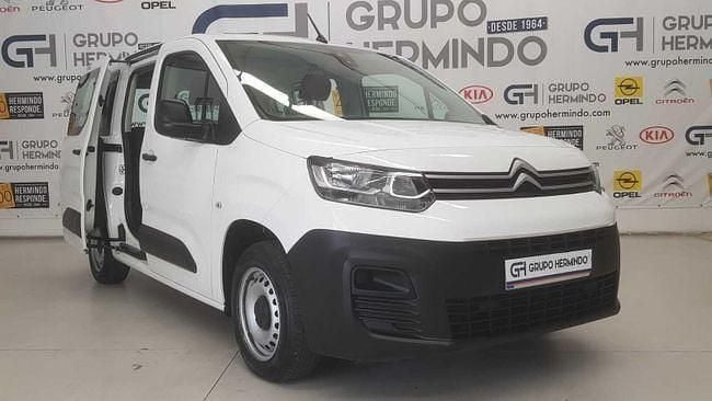 Usado Citroën Berlingo Live 100 CV (73 kW) 2019 Blanco Monovolumen