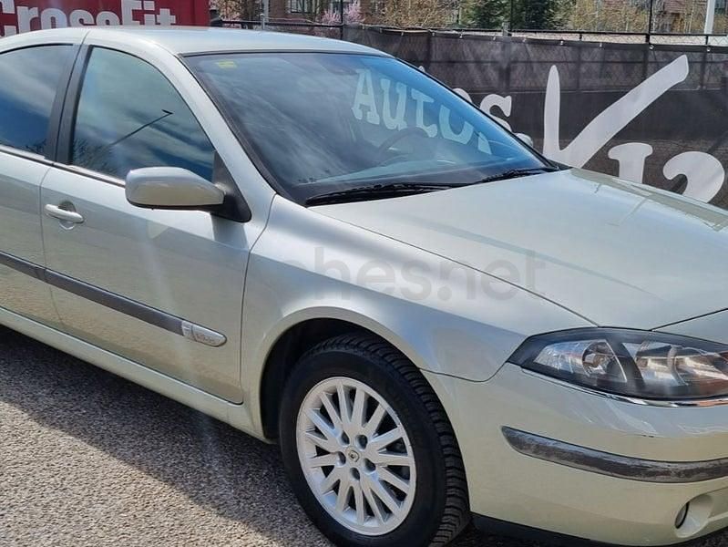 Usado Renault Laguna III Dynamique 130 CV (95 kW) 2007 Beige Berlina
