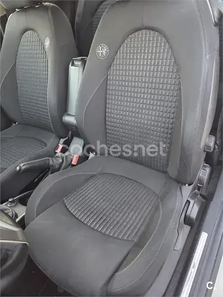 Usado Alfa Romeo MiTo Distinctive 120 CV (88 kW) 2009 Blanco Utilitario