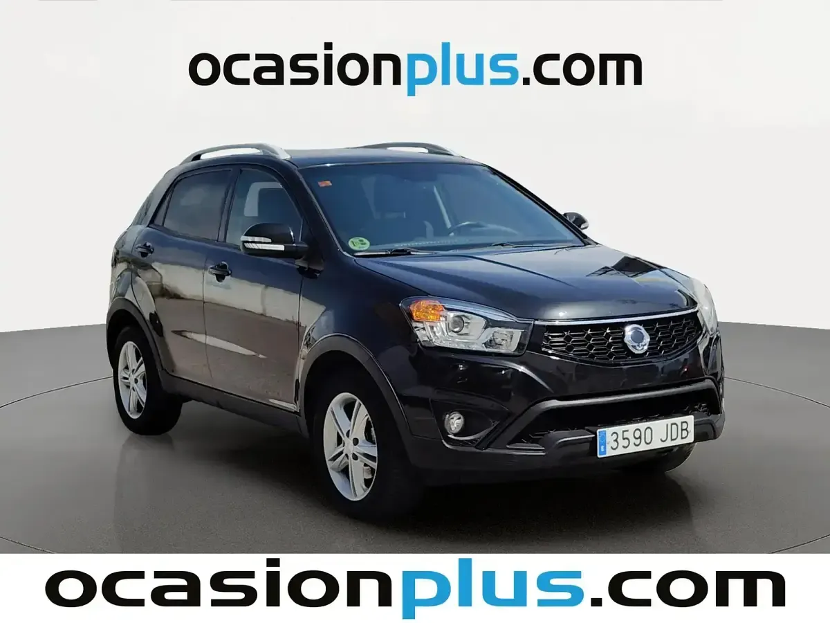 Usado SsangYong Korando 150 CV (110 kW) 2015 Negro SUV