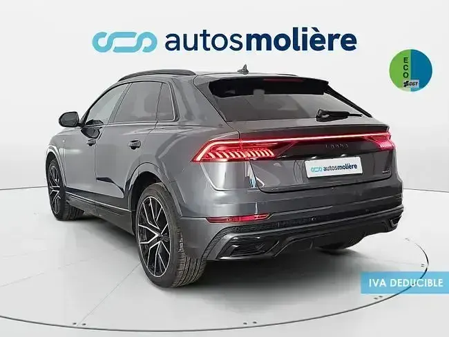 Usado Audi Q8 Ambiente 286 CV (210 kW) 2022 Gris SUV